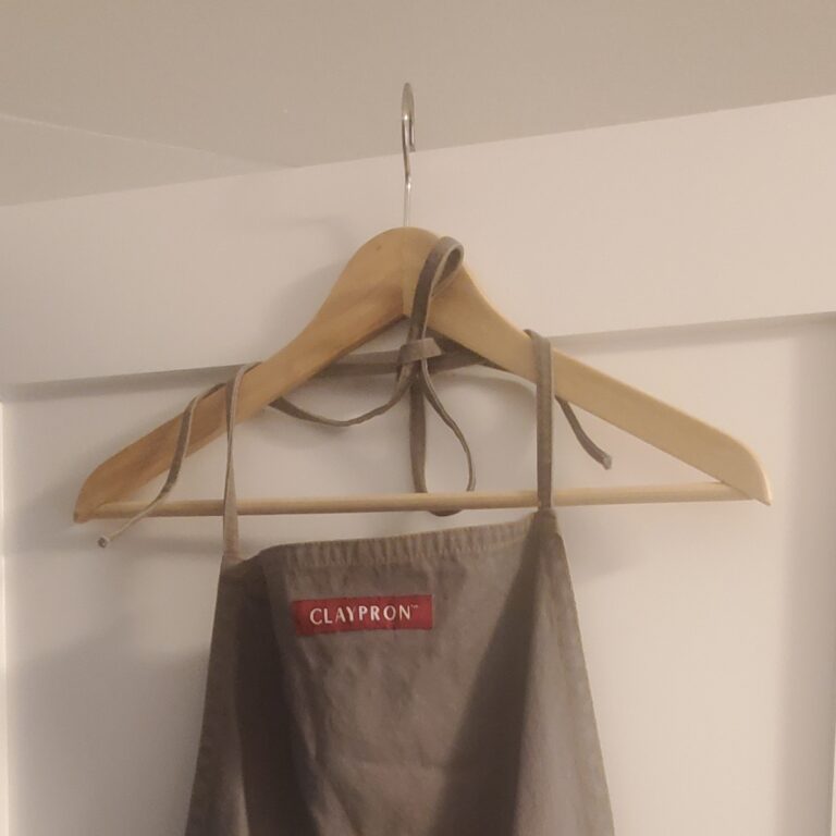 The 12 Best Pottery Aprons (and Bib Overall Options) For The Ceramics